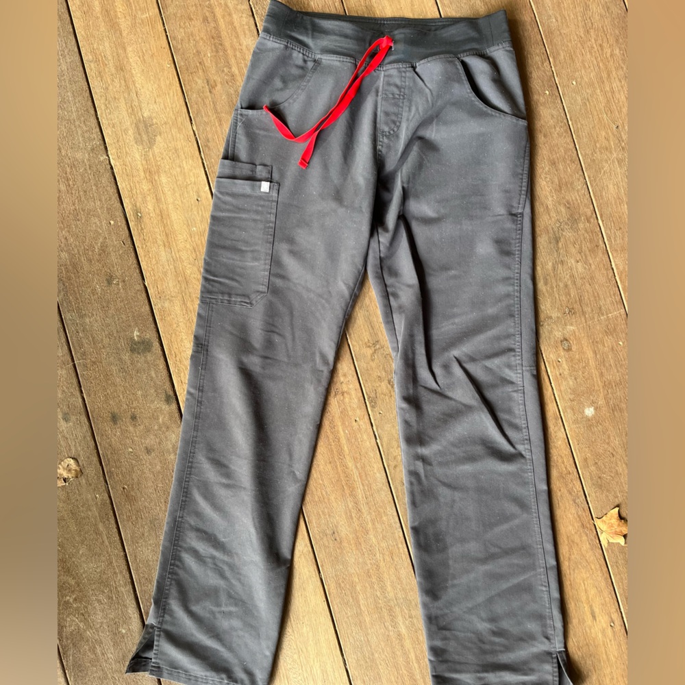 Figs Kade Cargo Scrub Pant Graphite small/tall